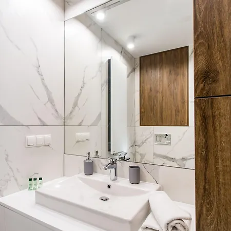 Апартаменти Homewell Dominikanska Познань