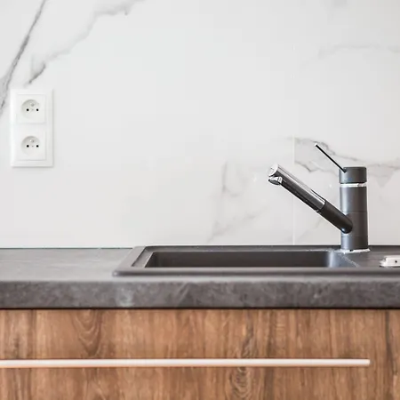 Homewell Dominikanska Апартаменти *